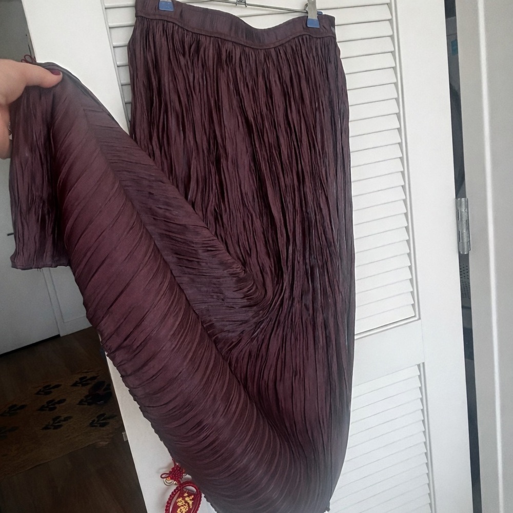 WD.NY Crinkled Maxi Skirt in Plum - Picture 2 of 4